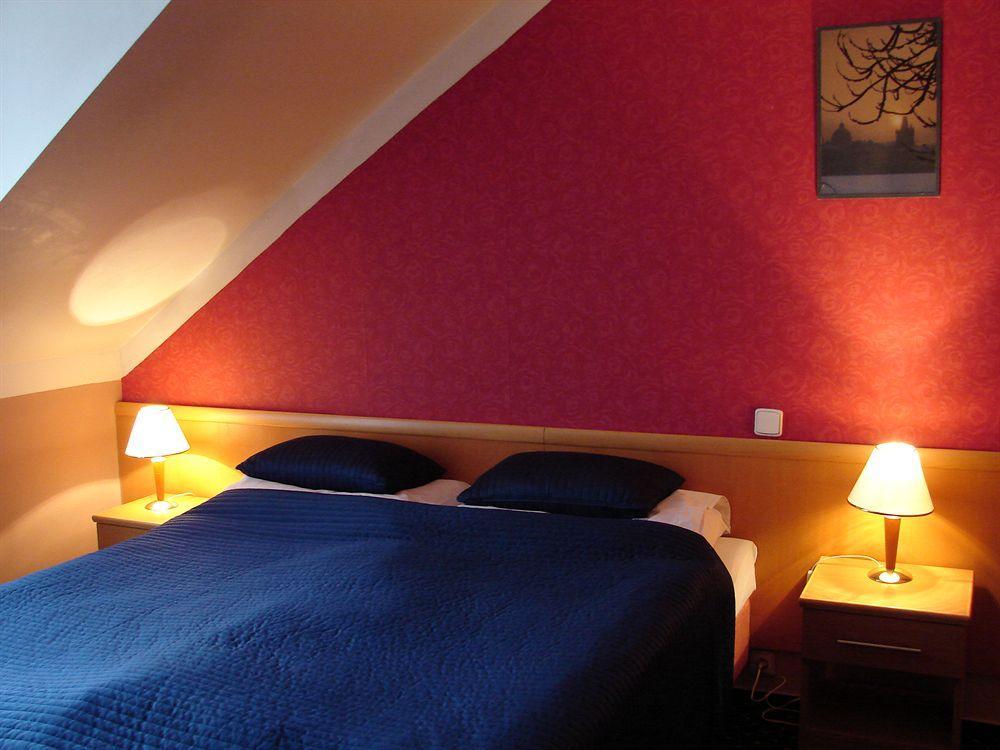 Hotel Aladin Prag Exterior foto