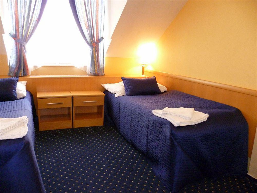 Hotel Aladin Prag Exterior foto